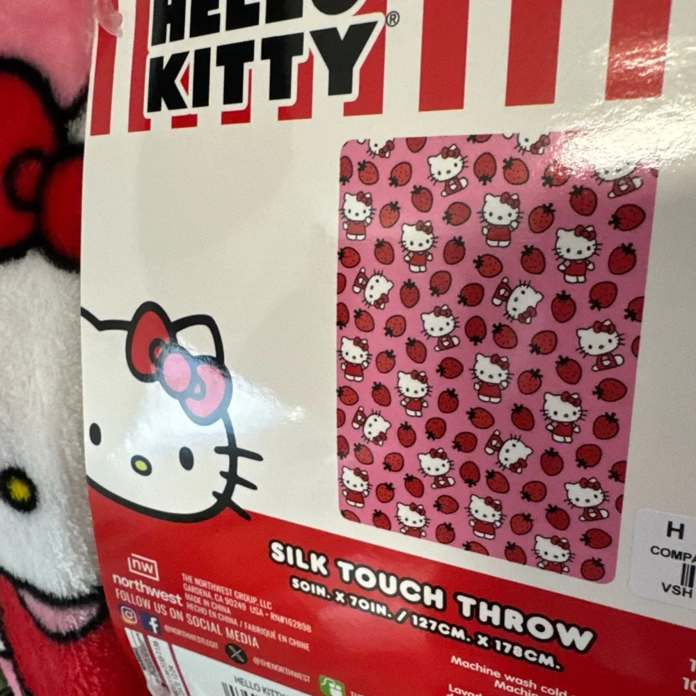 NWT! Hello Kitty pink strawberry blanket oversized 50x70”